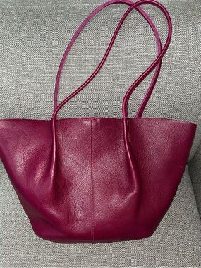 Portland Leather Goods Oversized Devan- Orchid